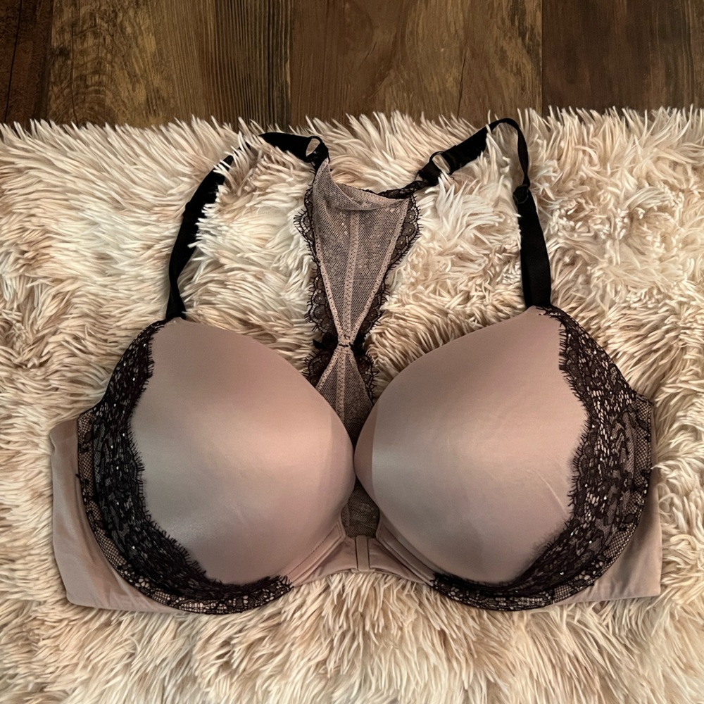 👙Victoria secret very sexy push up bra 38d